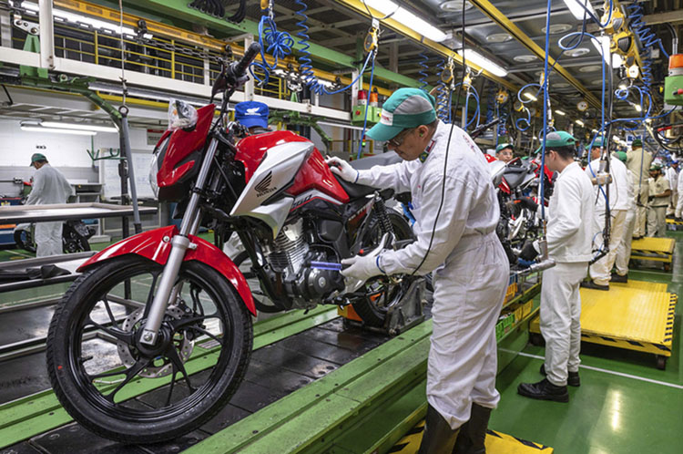 Fenabrave afirma que venda de motos cresceu 16,1% em 2023, maior volume em onze anos