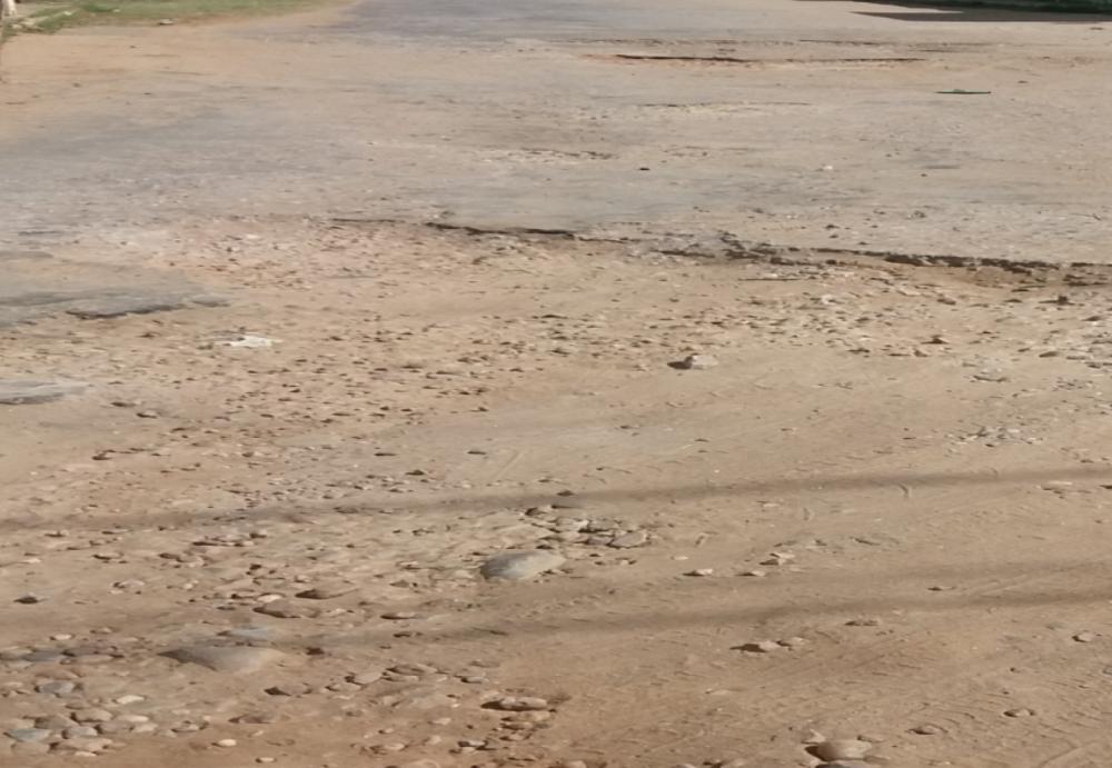 Após reiteradas reivindicações de vereadores oposicionistas, Prefeitura de Livramento inicia obras de reparos de vias na Rua do Areião 