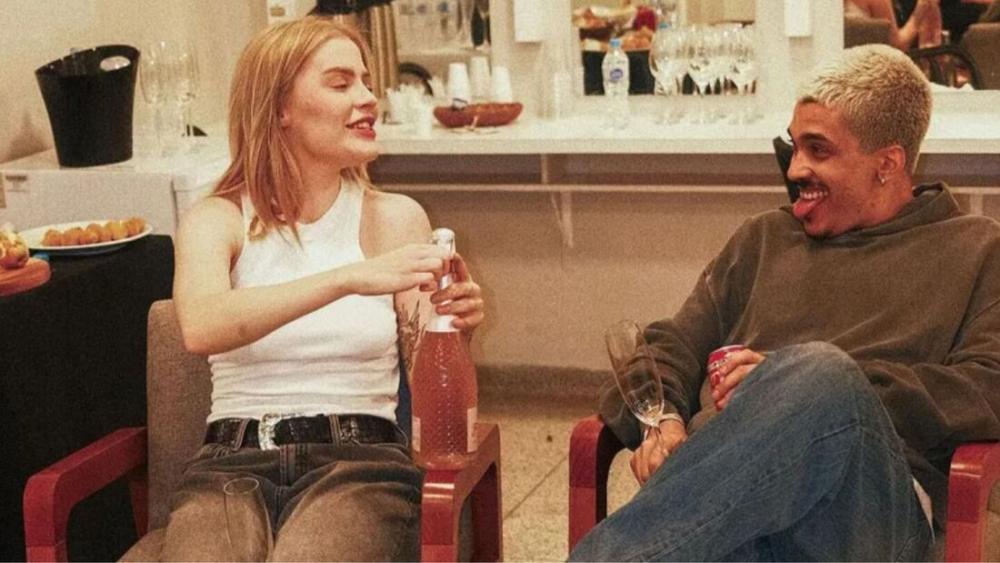 Por suspeita de traição, Luisa Sonza anuncia fim de namoro com Chico Moedas