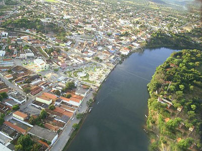 Santa Maria da Vitória contrata bandas musicais sem licitação
