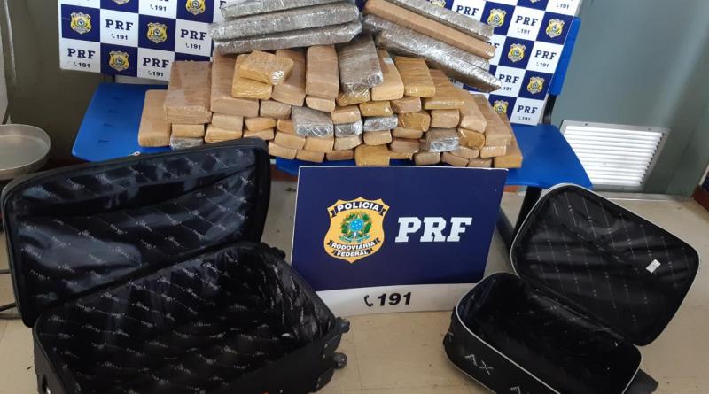Sudoeste baiano: Dupla é presa transportando mais de 50 Kg de maconha em ônibus