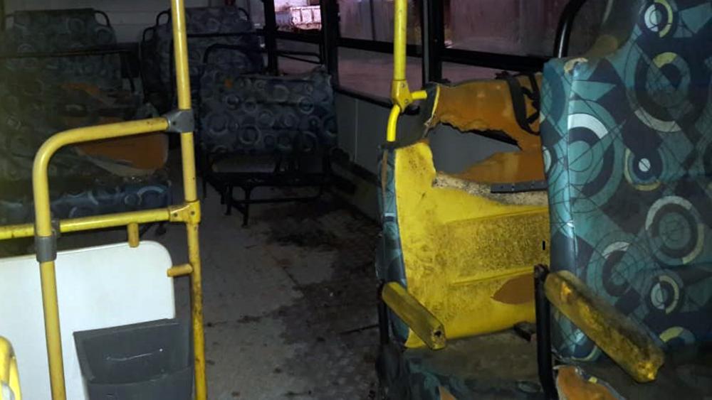 Carinhanha: manifestantes acusam prefeitura de Carinhanha de deixar alunos sem aula e de atacar grupo com gás de pimenta