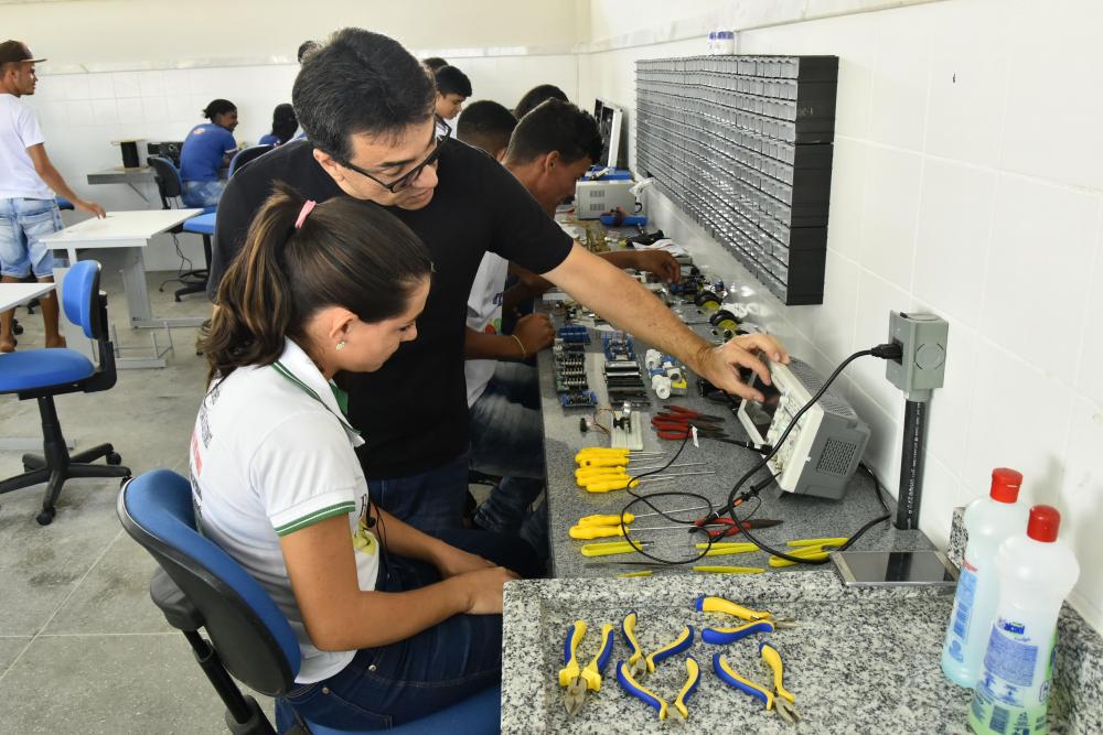 Aberta as inscrições para 10 mil vagas da Educação Profissional na Bahia