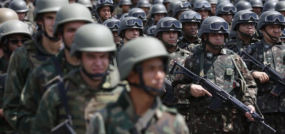 Bolsonaro determina inclusão de militares na reforma da Previdência, diz secretário