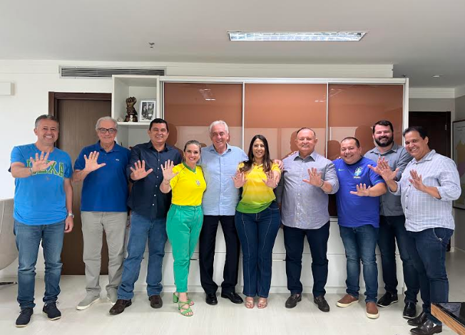 Ivana Bastos declara apoio à reeleição de Adolfo Menezes à presidência da ALBA