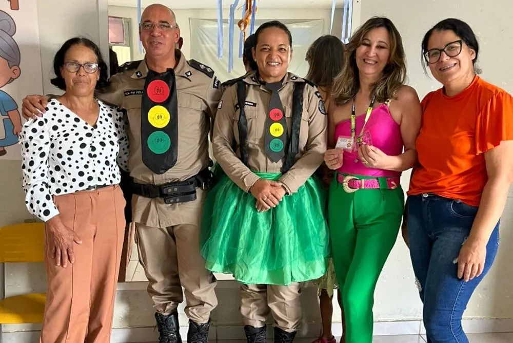 Ação educativa da 94ª CIPM leva noções de trânsito a crianças de Caetité