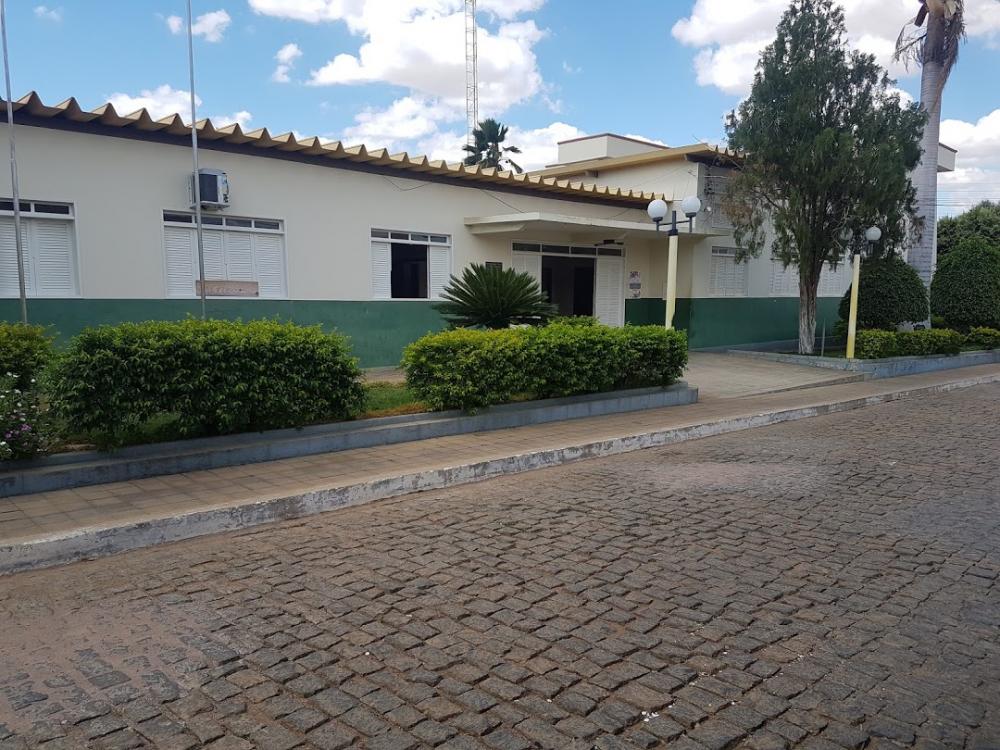 Prefeitura de Candiba é arrombada e homem leva equipamentos eletrônicos