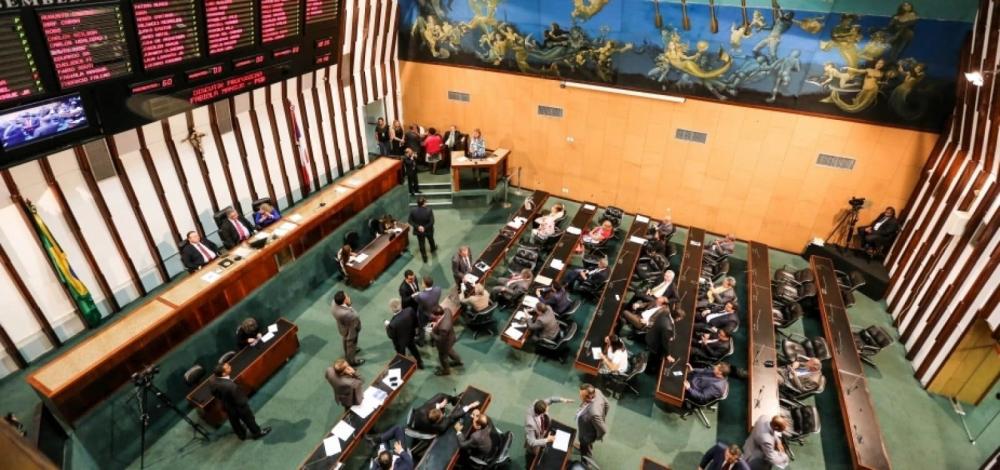 Desembargador nega liminar e mantém andamento da PEC da Previdência na AL-BA