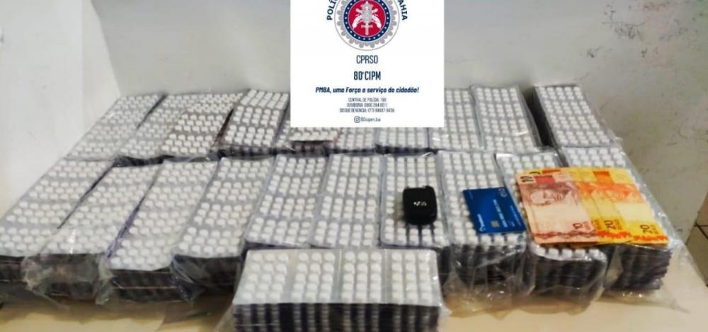 Homem é preso após ser flagrado com 16 mil comprimidos ilegais em Cândido Sales