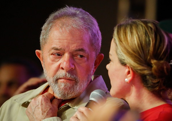 Defesa de Lula recorre para que liminar de Marco Aurélio seja cumprida