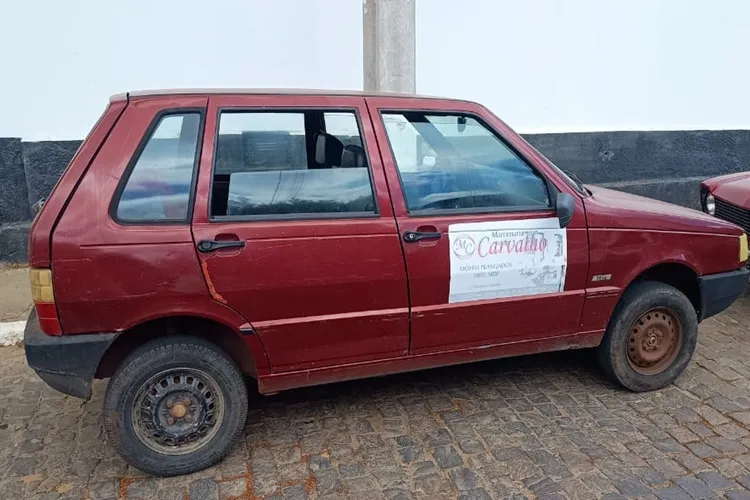 PM recupera em Brumado carro roubado em Guanambi