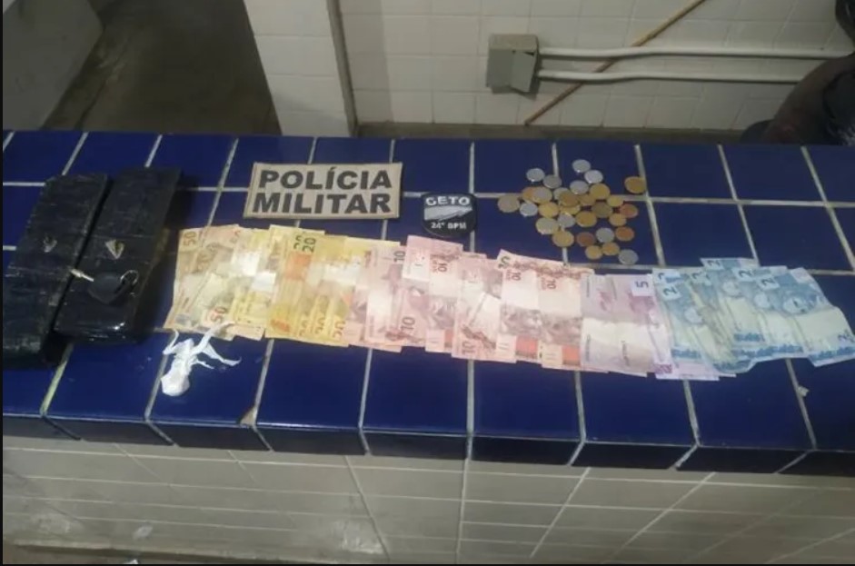 Brumado: Homem é preso após ser flagrado em posse de dois quilos de maconha