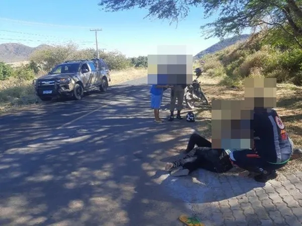 Motociclista cai durante fuga da PM e tem veículo apreendido em Guanambi