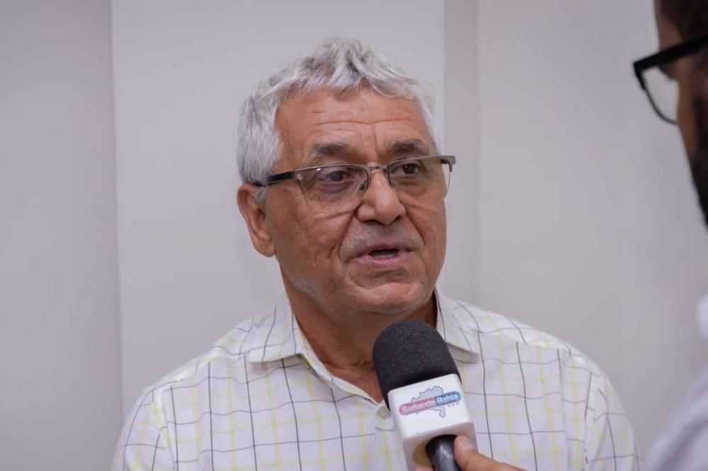 Justiça de Caetité suspende multa e autoriza prefeito Valtécio a divulgar realizações de sua gestão