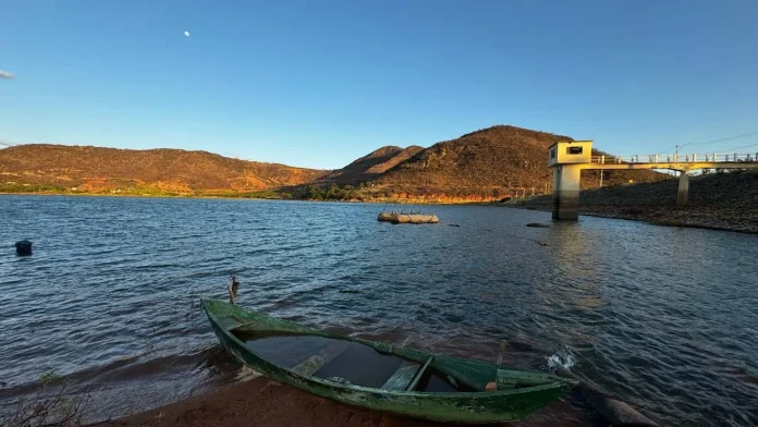 Produtores cobram reparo em vazamento na Barragem de Ceraíma, em Guanambi