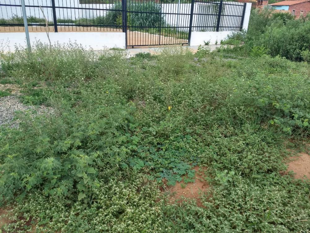 Prédio onde deveria funcionar a nova sede da Delegacia Territorial de Caetité esta abandonado