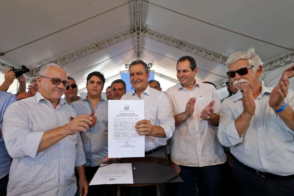 Rui autoriza obras da Policlínica Regional de Saúde em Brumado