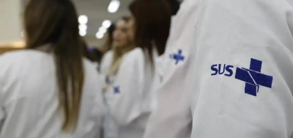 Formandos em medicina precisarão ser aprovados no Enamed para exercer a profissão