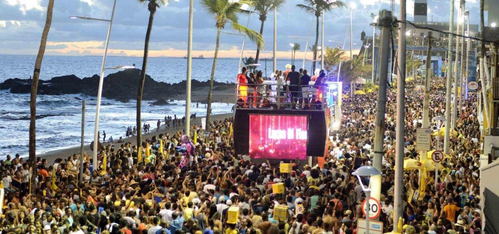 'Não há risco maior no Carnaval', diz diretor da OMS sobre coronavírus