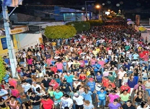Prefeitura de Caetité proíbe garrafas de vidro no circuito do Carnaval da Diversidade