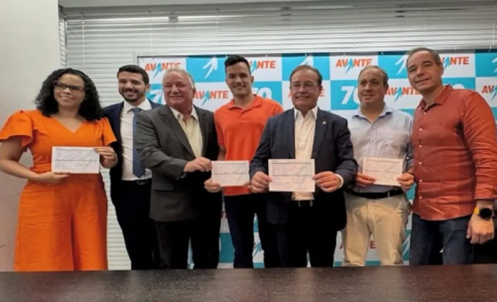 Janela partidária agita cenário político na Bahia; saiba quem mudou de partido