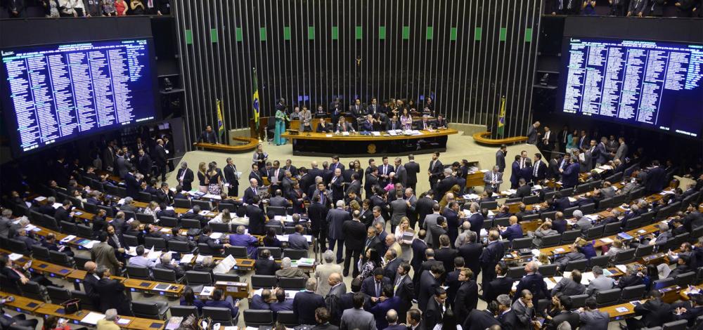 Maioria da bancada baiana mantém 100% de presença nas sessões da Câmara dos Deputados