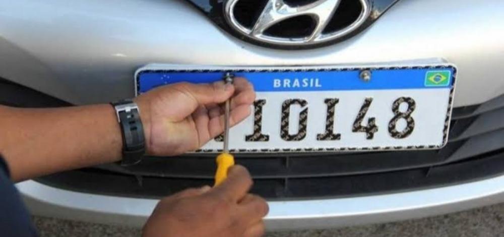 Detran-BA começa a aplicar novas regras de emplacamento