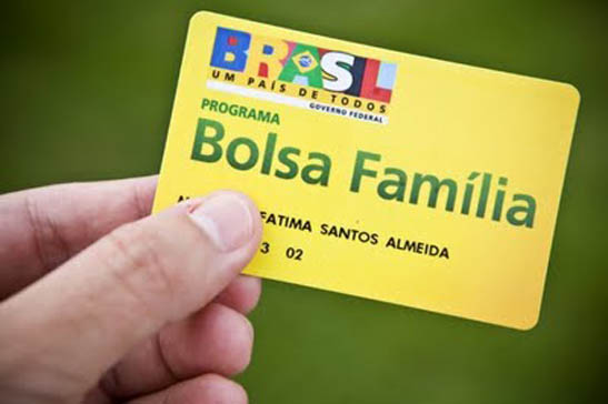 Projeto do Senado prevê substituir Bolsa Família por plano de redução da pobreza