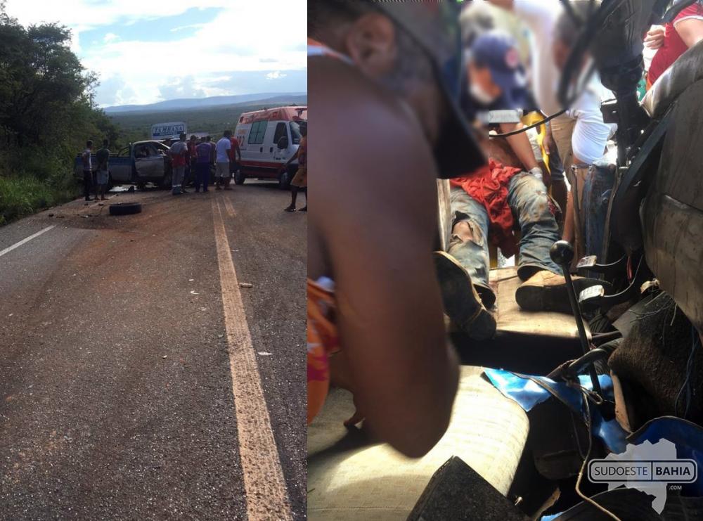 Três pessoas ficam feridas após colisão entre dois carros na BR-030 em Caetité