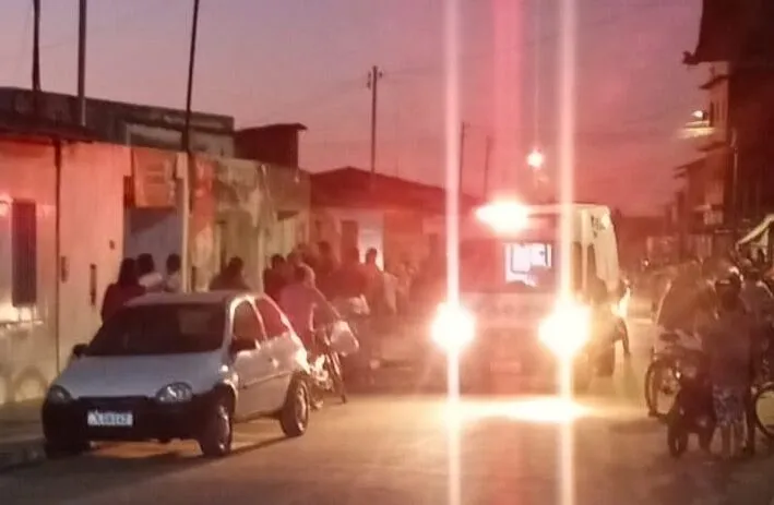 Homem morre e mulher fica ferida após ataque a tiros em Barra do Choça