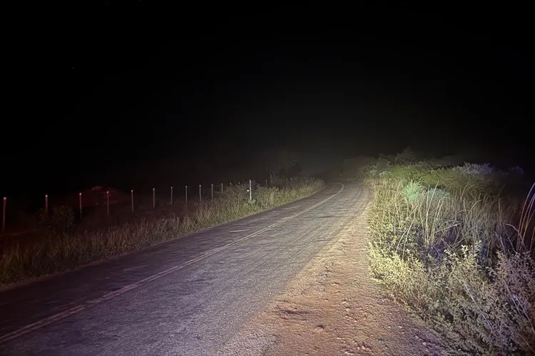 Região: Jovem morre e duas pessoas ficam feridas em capotamento na BA-148