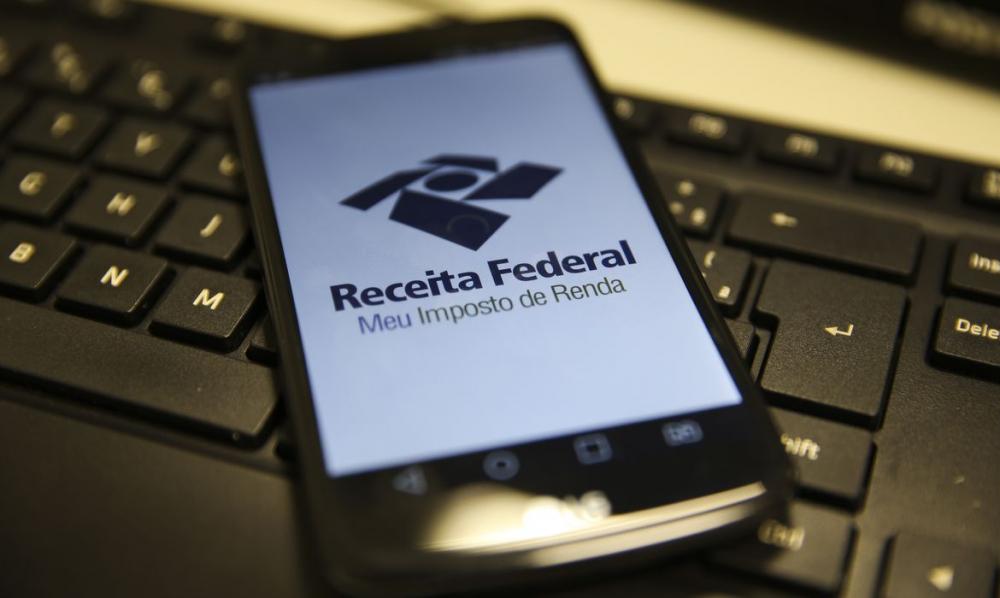 Prazo para entrega de Imposto de Renda 2021 termina nesta segunda-feira