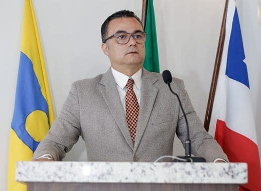 Vereador denuncia caso de bebê que nasceu em via pública de Rio de Contas e foi sepultado sem autópsia