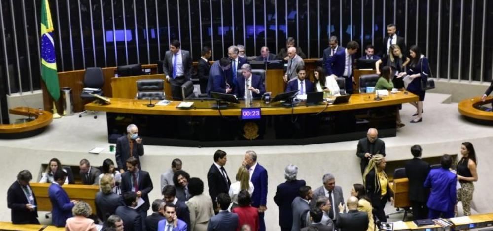 Câmara dos Deputados aprova regime de urgência para projeto do arcabouço fiscal