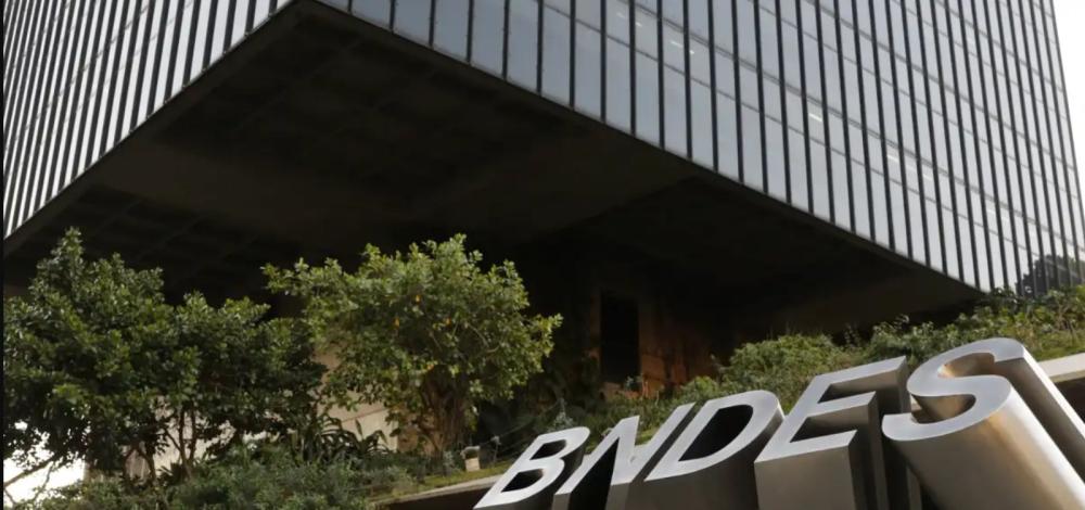 BNDES abre inscrições para concurso com salários que chegam até R$ 20,9 mil