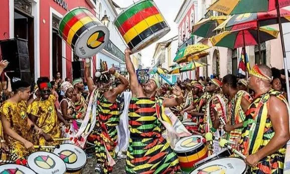 Olodum é confirmado na Lavagem da Esquina do Padre 2027 em Caetité