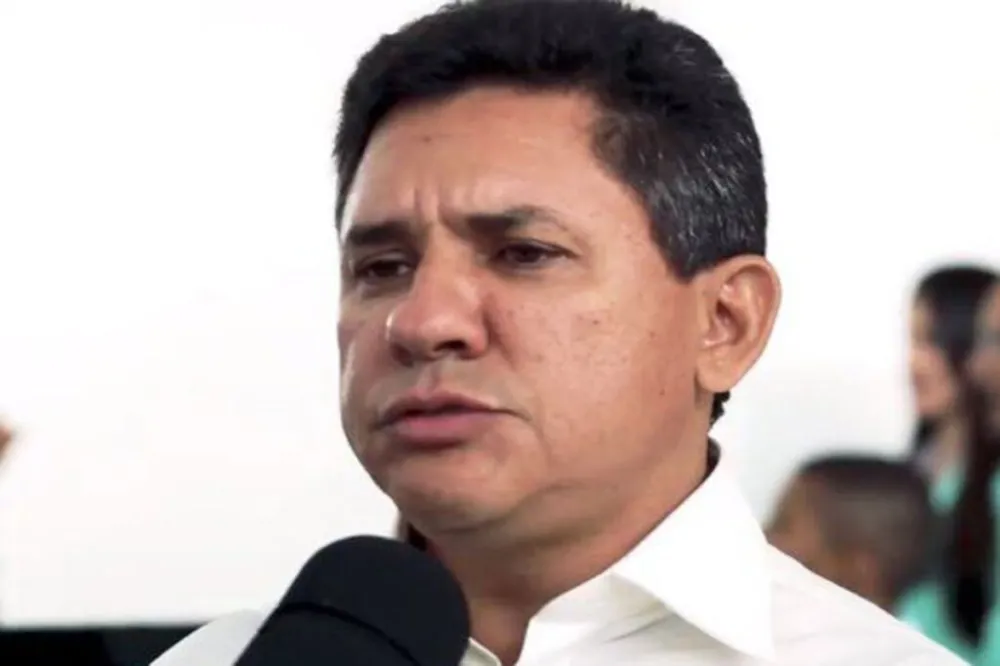 TCM determina que ex‑prefeito de Urandi devolva R$ 1,7 milhão após irregularidades em contratos