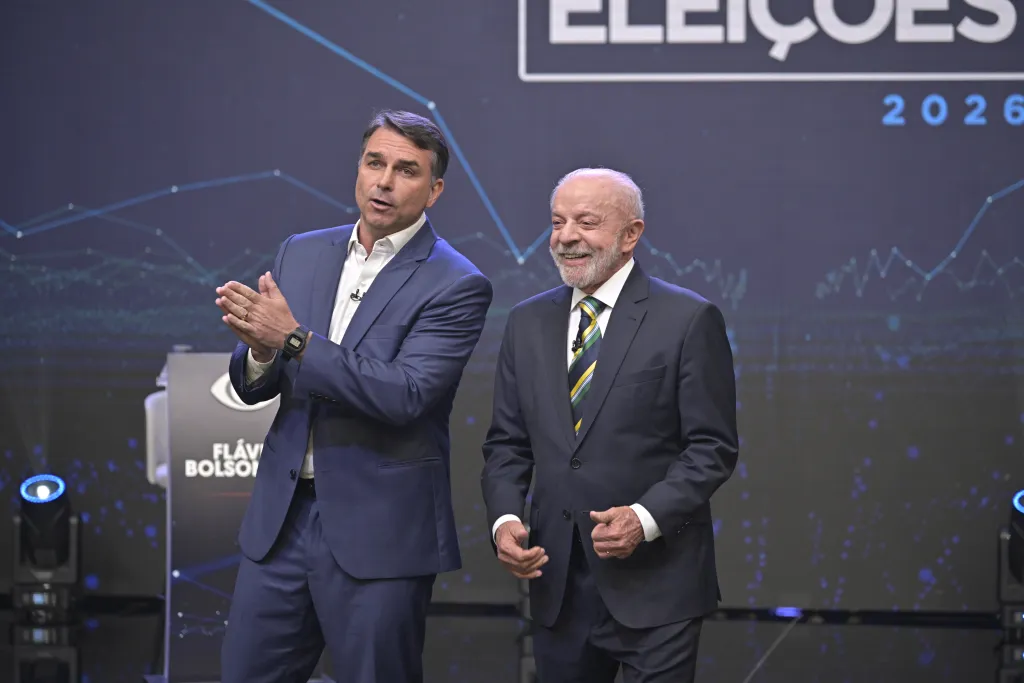 Pesquisa Gerp: Flávio Bolsonaro tem 52% dos votos válidos, e Lula, 48%
