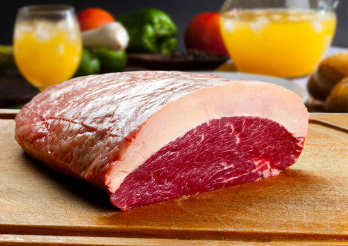 Preço da carne cai em fevereiro; picanha registra maior queda