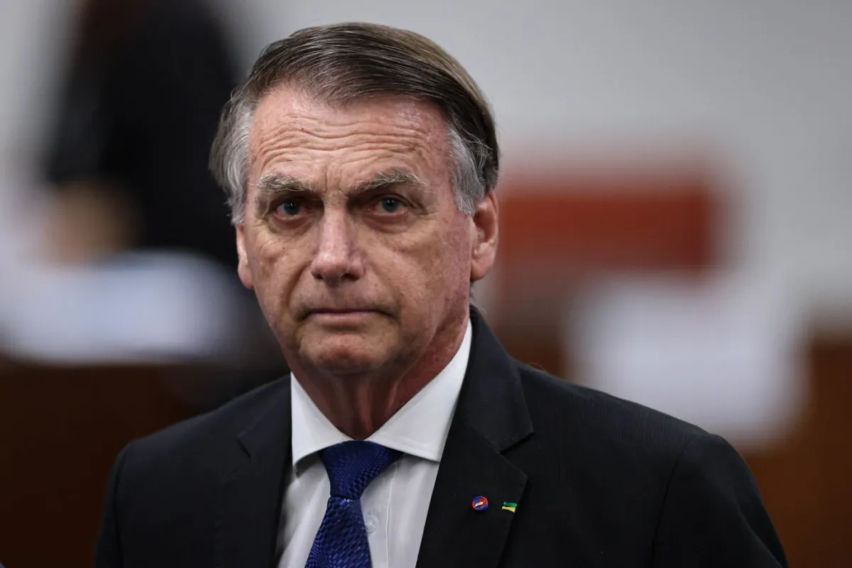 Justiça começa a barrar uso de ‘Bolsonaro’ por candidatos sem vínculo familiar; entenda