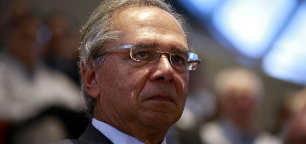 Governo desiste de 'vender tudo' e quer manter mais 12 estatais