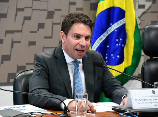 Bolsonaro revoga nomeação de Ramagem para direção da PF