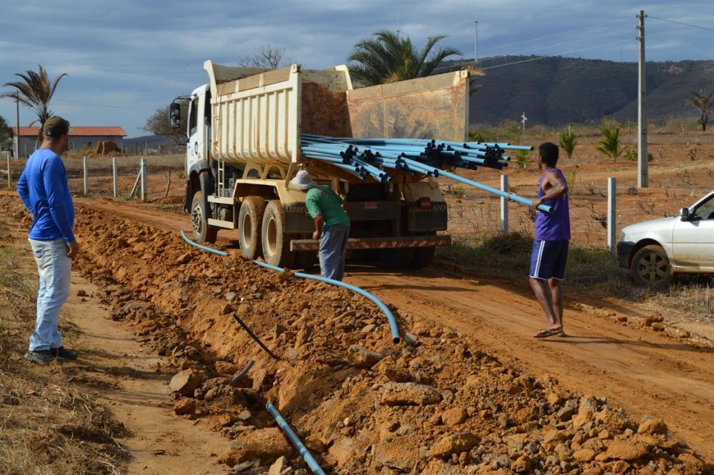 Prefeitura de Caetité conclui sistema de abastecimento de água na Comunidade do Paraguai