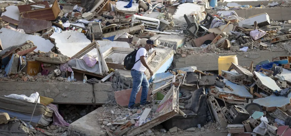 Terremoto na Venezuela deixa 589 mortos; dois brasileiros estão entre as vítimas