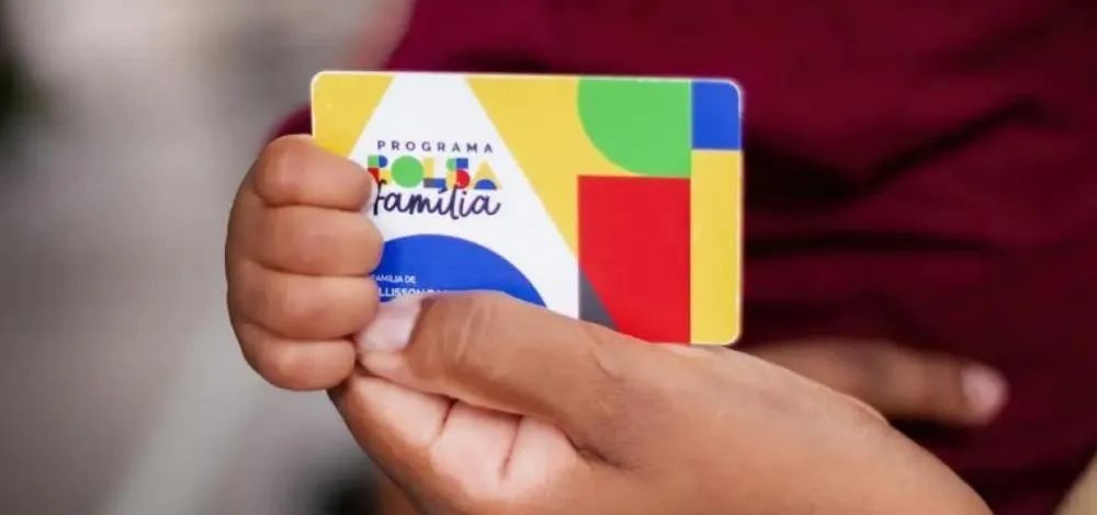 Pente-fino federal retira Bolsa Família de famílias ligadas a 200 vereadores na Bahia
