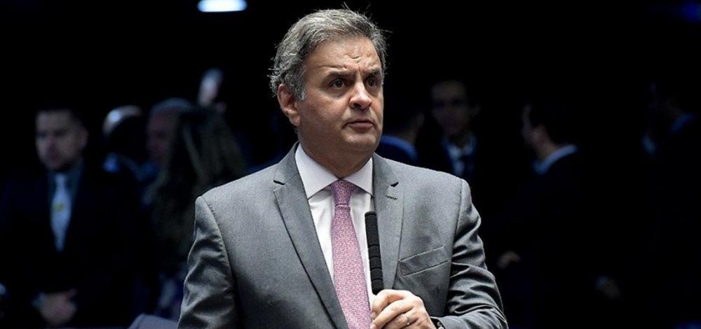 Justiça determina bloqueio de R$ 128 milhões de Aécio Neves 