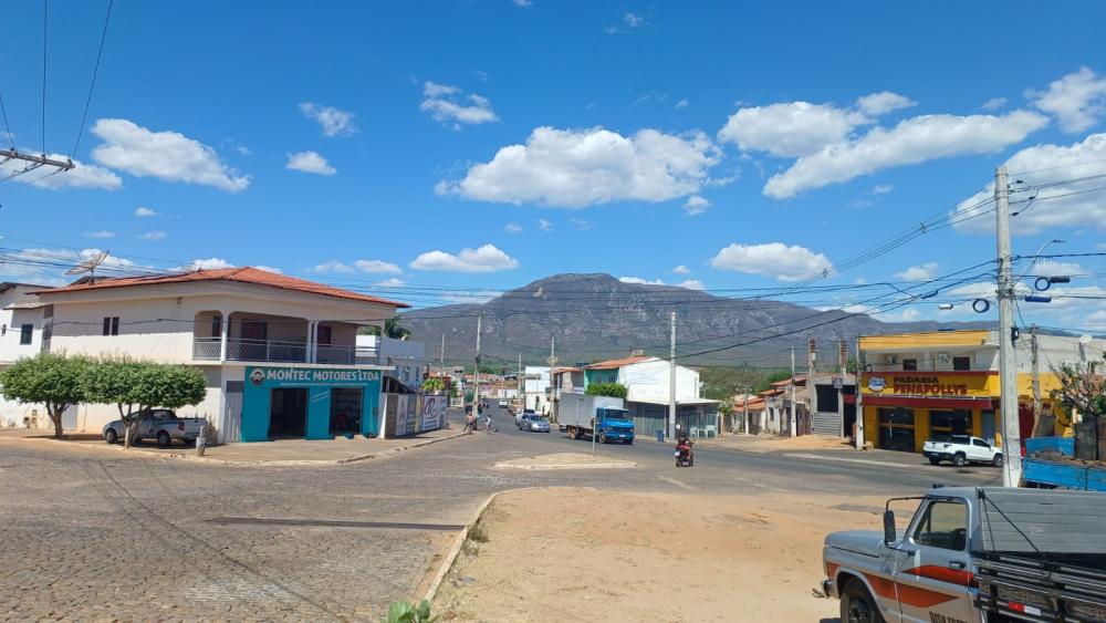 Abastecimento de água irregular tem afetado diversos bairros em Livramento 