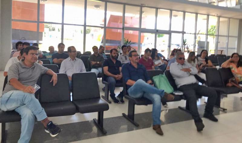 Restrições contra o coronavírus serão mantidas pelos prefeitos da região até o dia 6 de abril