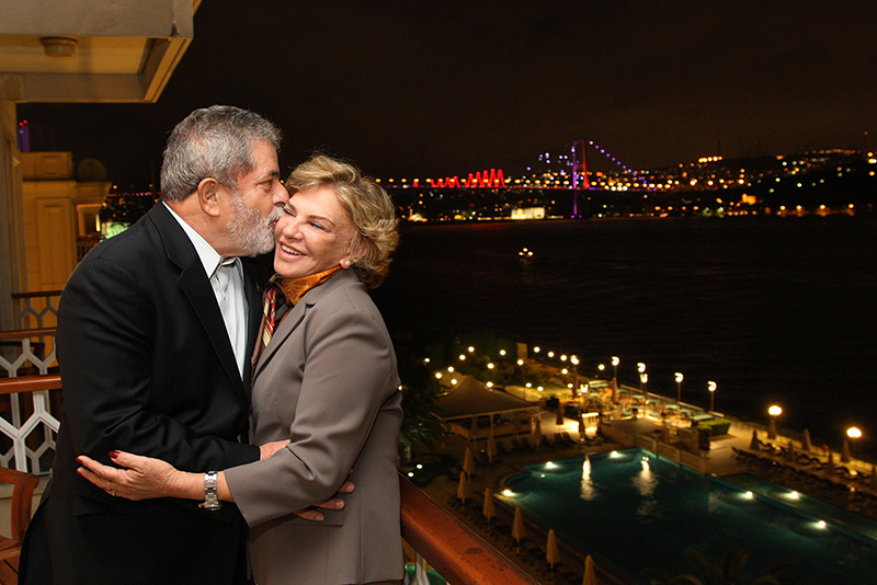 Lula pretende se entregar amanhã em SP, após missa para Marisa Letícia