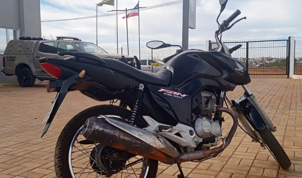 Motocicleta com sinais de adulteração é apreendida no centro de Caculé